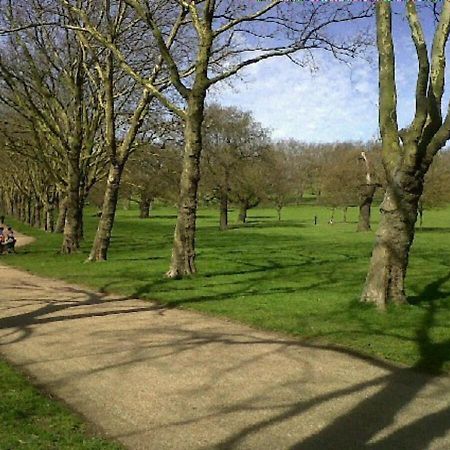 Charming Rooms For Students Only, Cricklewood Lane - Sk London Exteriör bild
